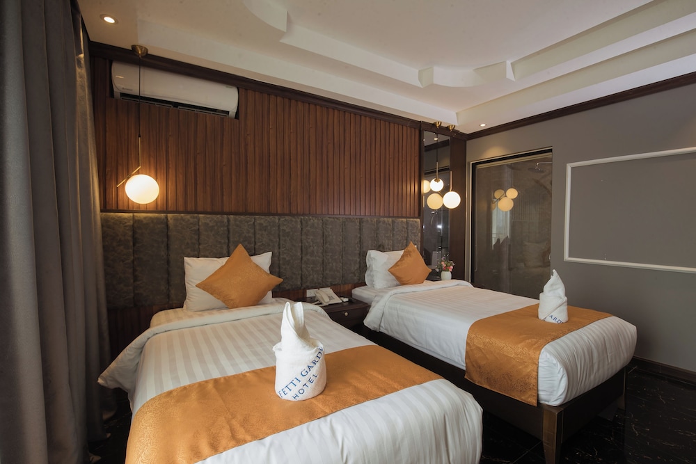 Deluxe Twin Room photo 2