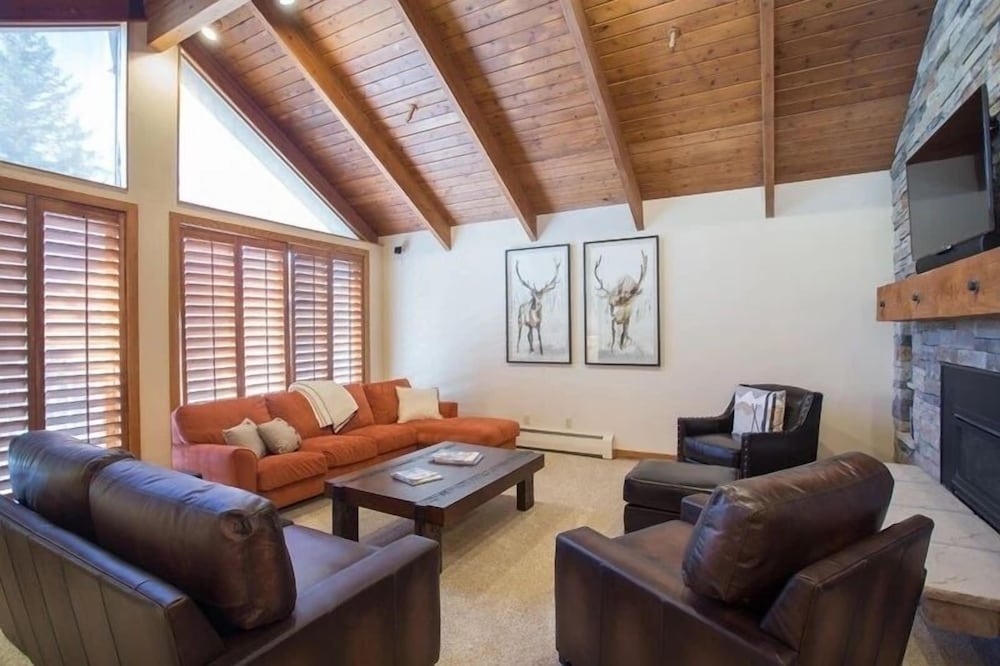 Condo, 4 Bedrooms