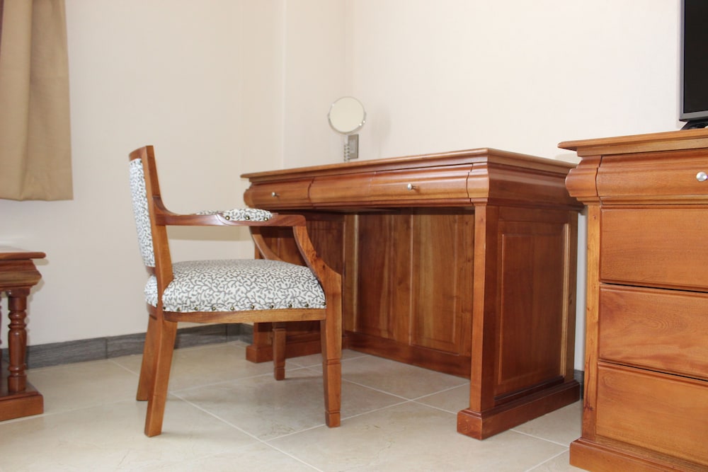 Junior Room