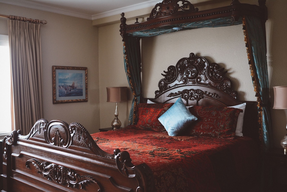 Kensington - Deluxe Room, 1 King Bed photo 3