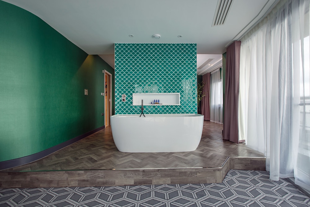 Suite (Penthouse Suite) - Photo 7