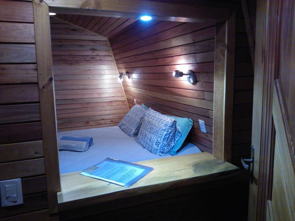 Romantic Cabin, Garden View photo 1