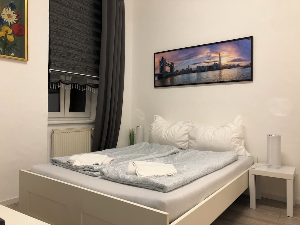 Basic Apartment