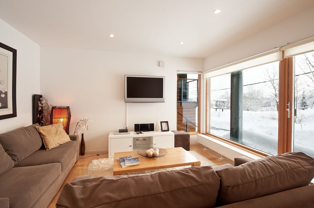 Avalon C (4 Bedrooms) photo 1