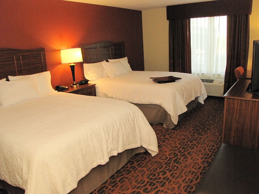 Room, 2 Queen Beds photo 1