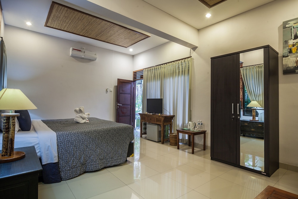 Deluxe Room with Garden View - Photo 23