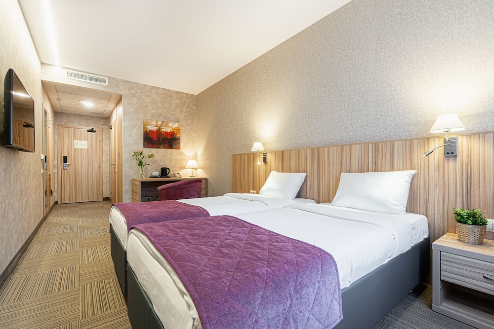 Standard Double or Twin Room (Classic) photo 1