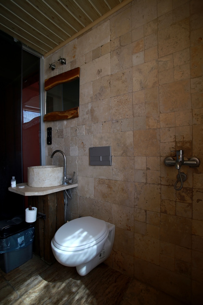 Deluxe Apartment photo 2