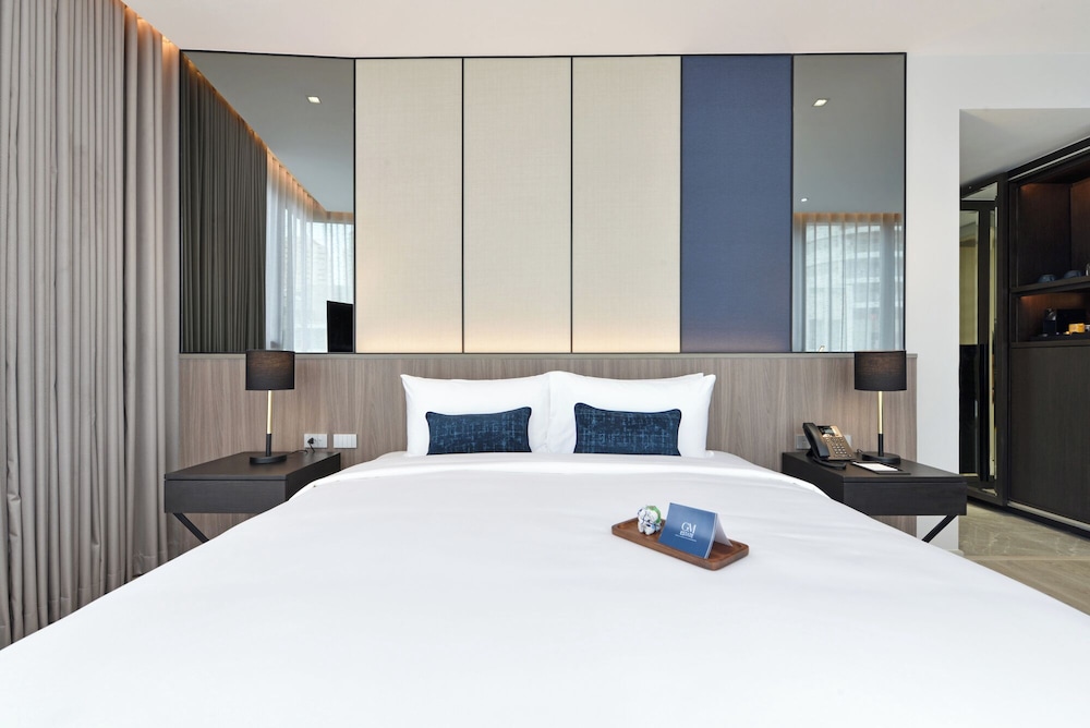 Deluxe Room, Bathtub