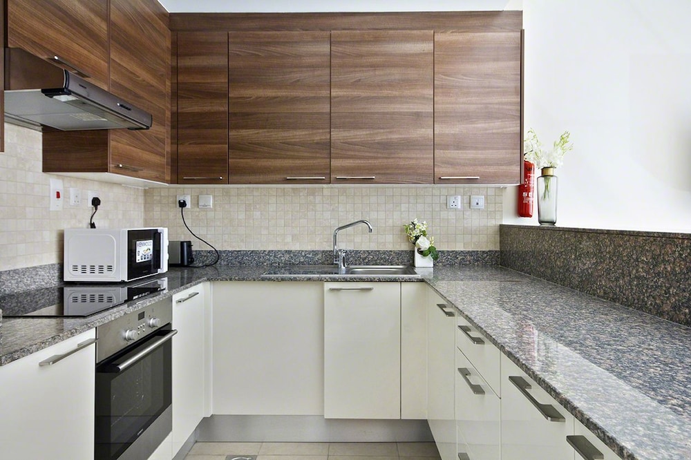 Bespoke Residences - Bay Square Studio City View photo 2