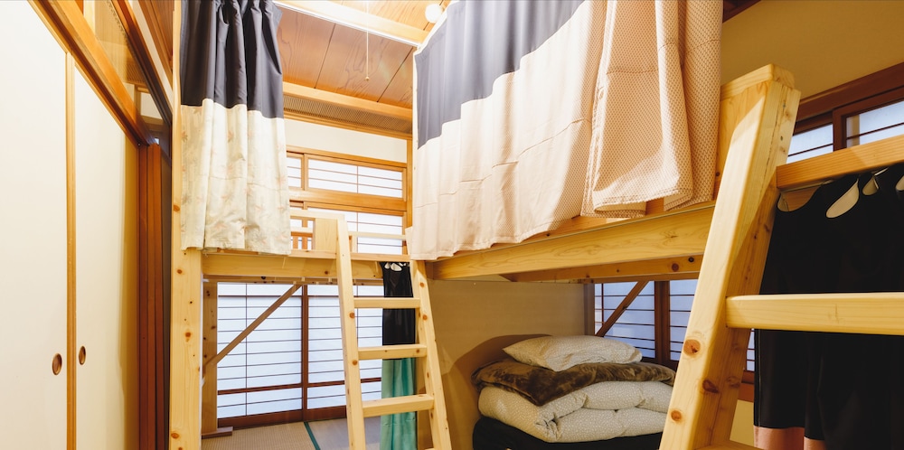 Japanese style Loft Bedroom, Quadruple, Non Smoking - Private use of 4-bed dorm at the 4-person rate.