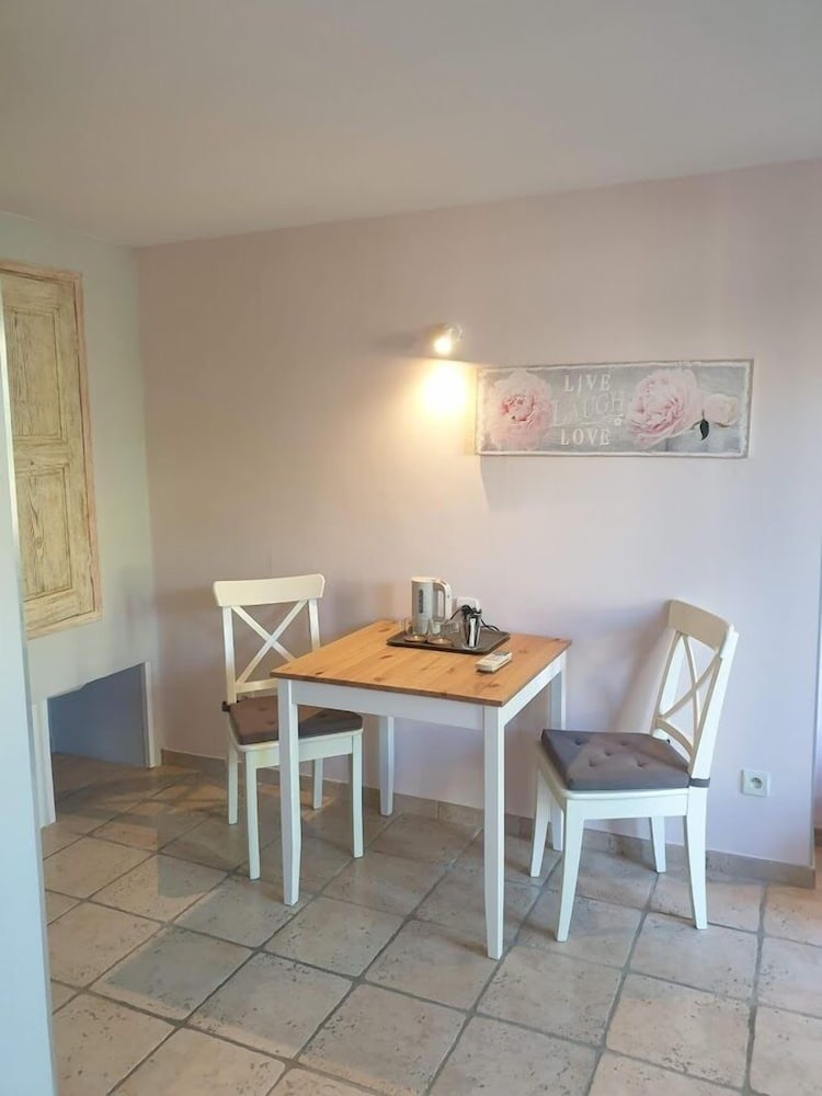 Double or Twin Room (Roseraie) photo 3