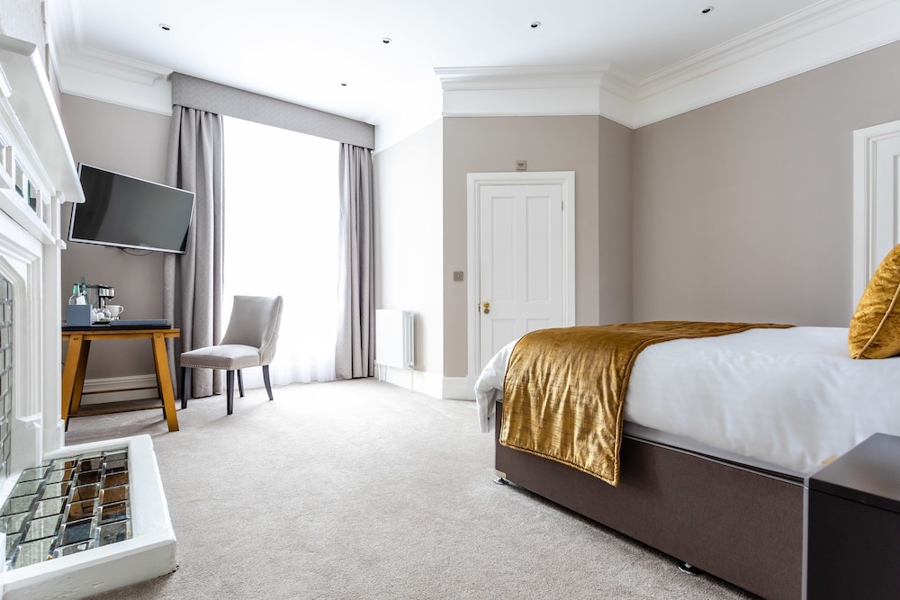 Classic Room, 1 King Bed photo 2