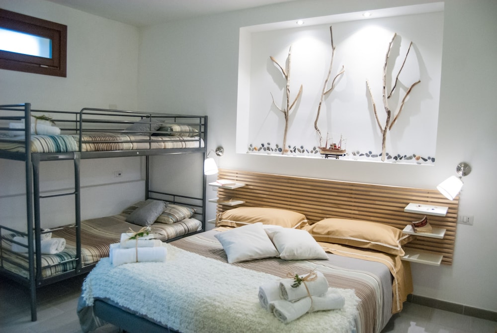Classic Studio, Garden View (1 letto queen+1 letto a castello) photo 3