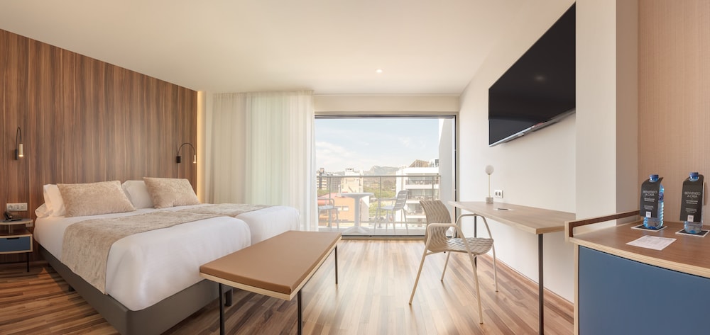 Comfort Room, Sea View - Photo 2