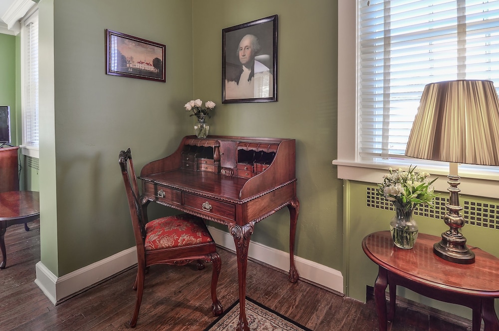 The George Washington Suite, 2 Bedrooms photo 2