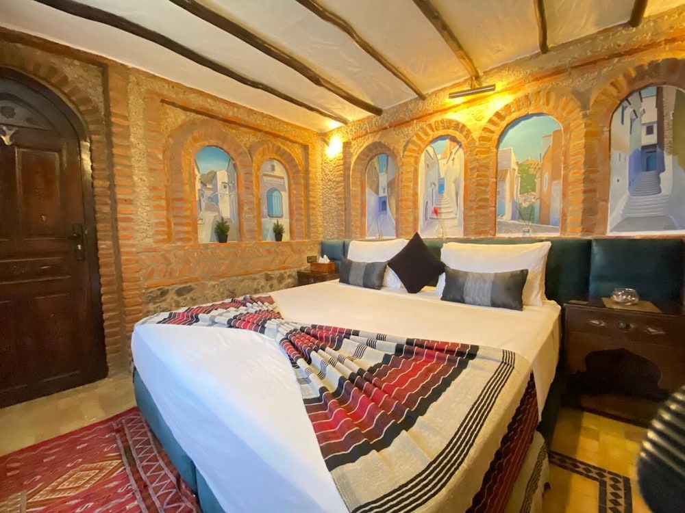 Romantic Double or Twin Room photo 3