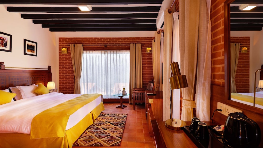 Deluxe Double Room, 1 Bedroom - Photo 7
