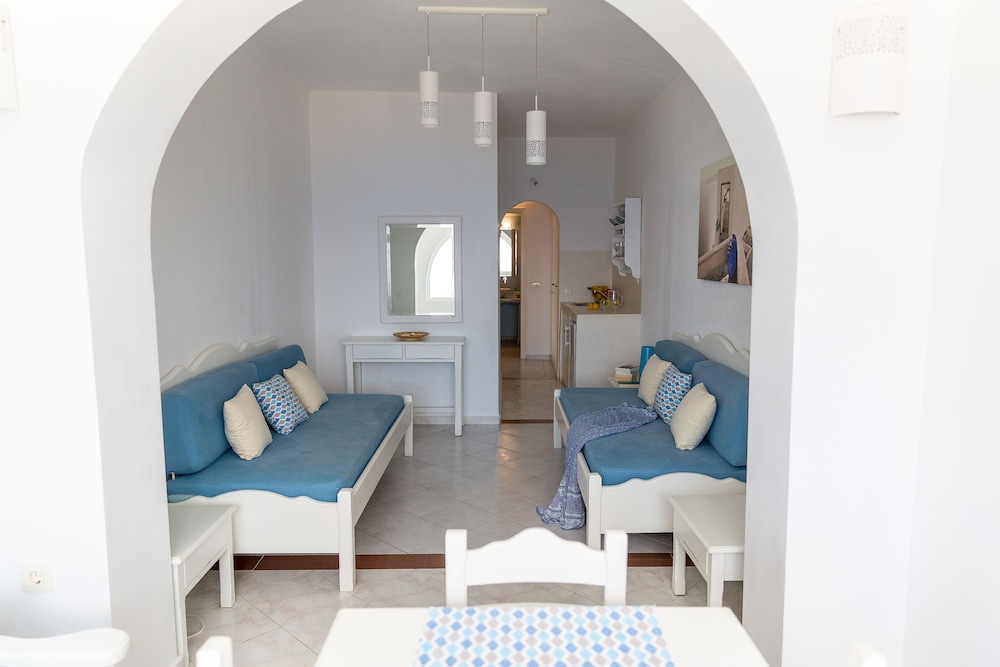 Apartment, 1 Bedroom (Caldera View) - Photo 4