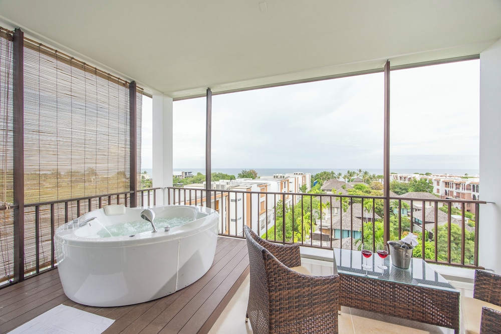 Seaview Sky Villa - Photo 13