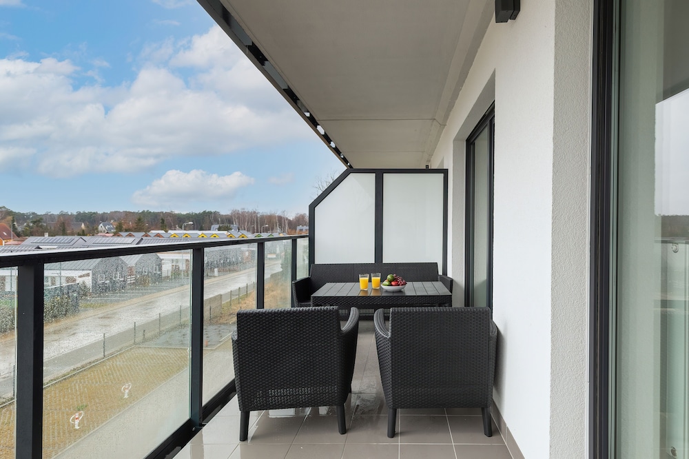 Apartment, 1 Bedroom, Balcony photo 3