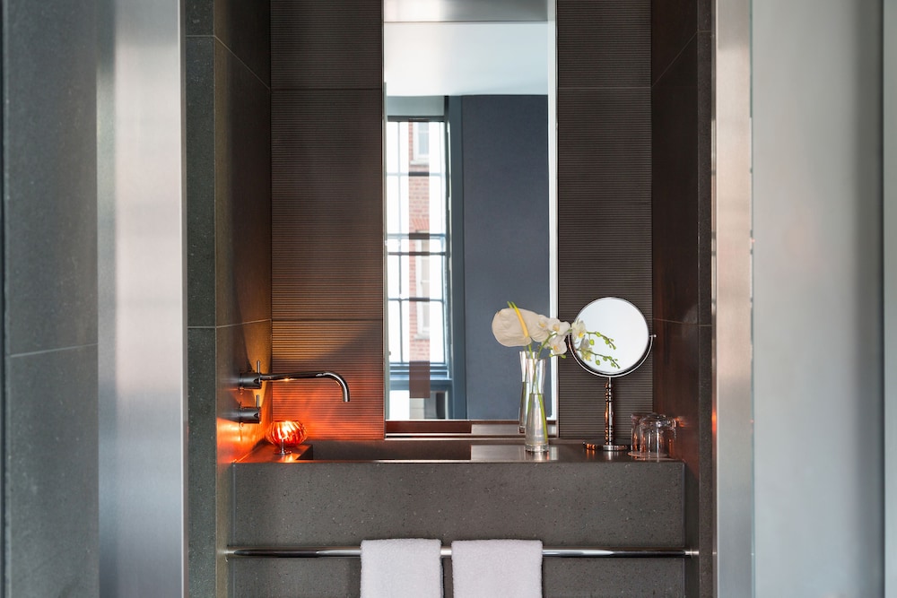 Studio Deluxe Suite photo 2