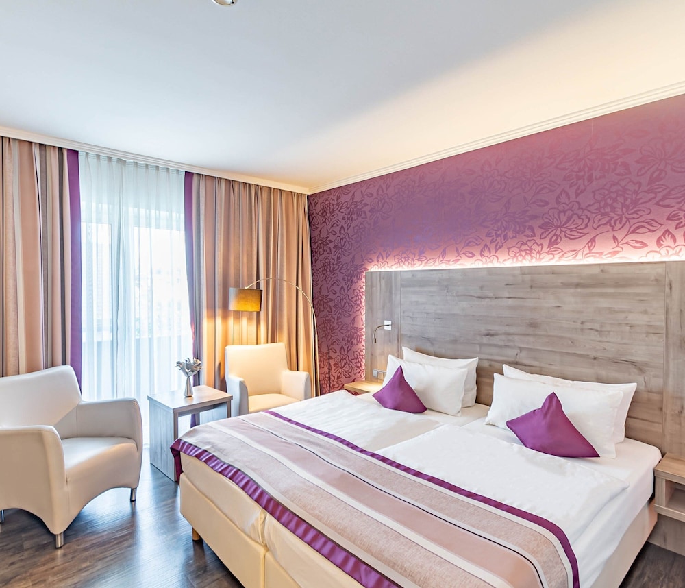 Comfort Double Room, Garden View