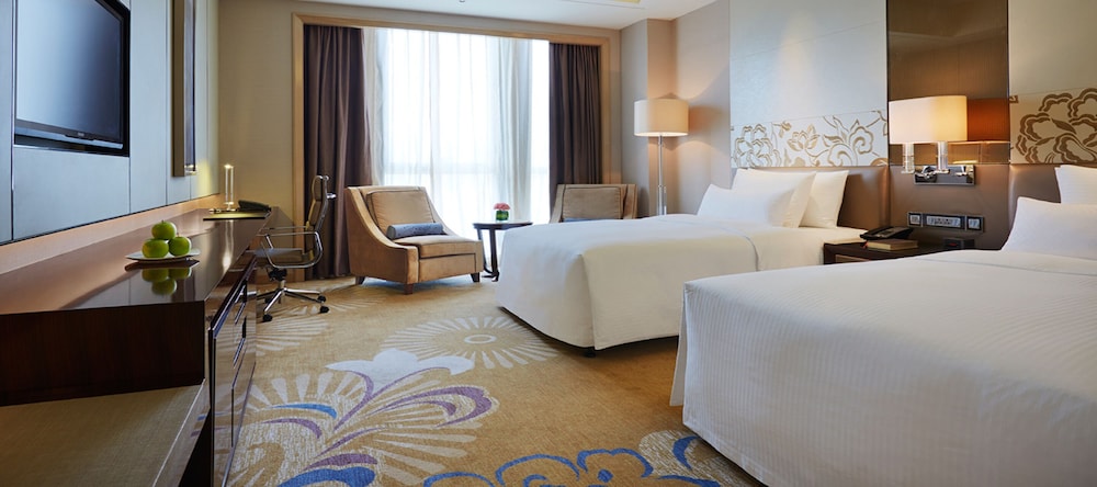 Grand Deluxe Twin Room