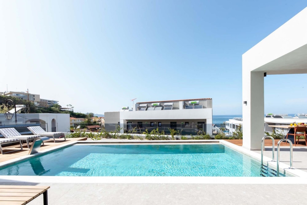 Villa Luna I 100m to Sea Free Heated Pool, Foto 47
