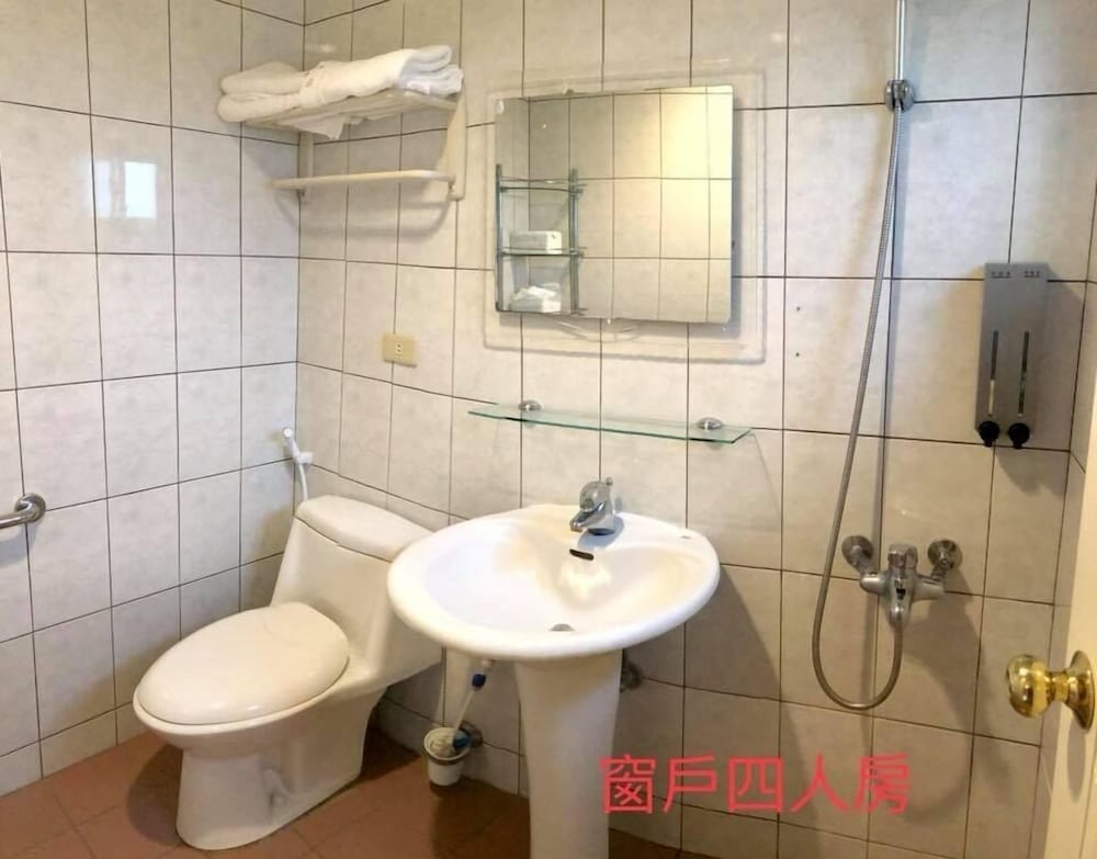Quadruple Room, Balcony (202) photo 3