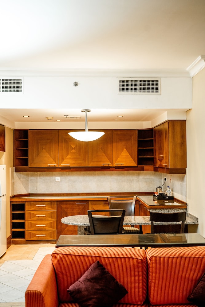 Classic Executive Suite City View photo 2