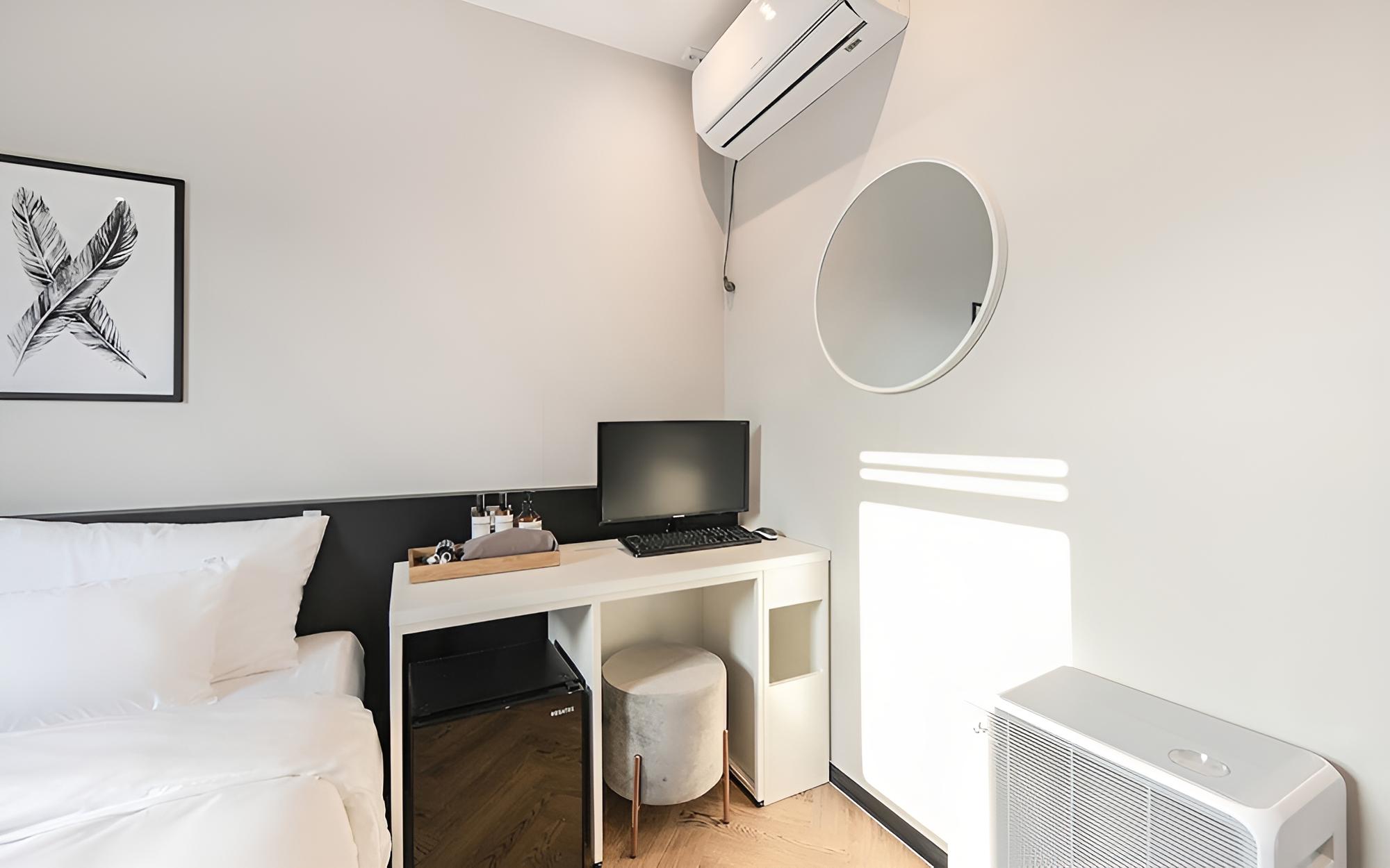 Room (Premium (Non-smoking)(OTT)) - Photo 20