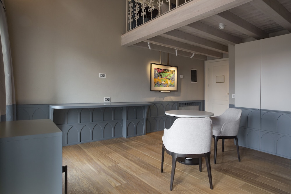 Elegant room - Photo 3