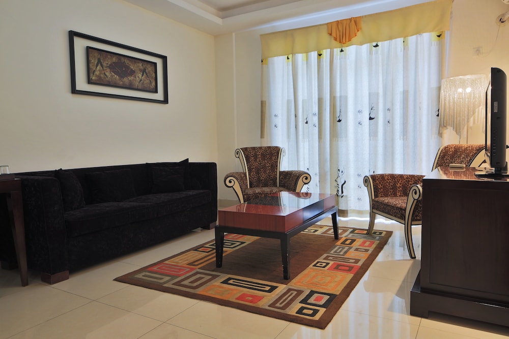 Executive Suite photo 2