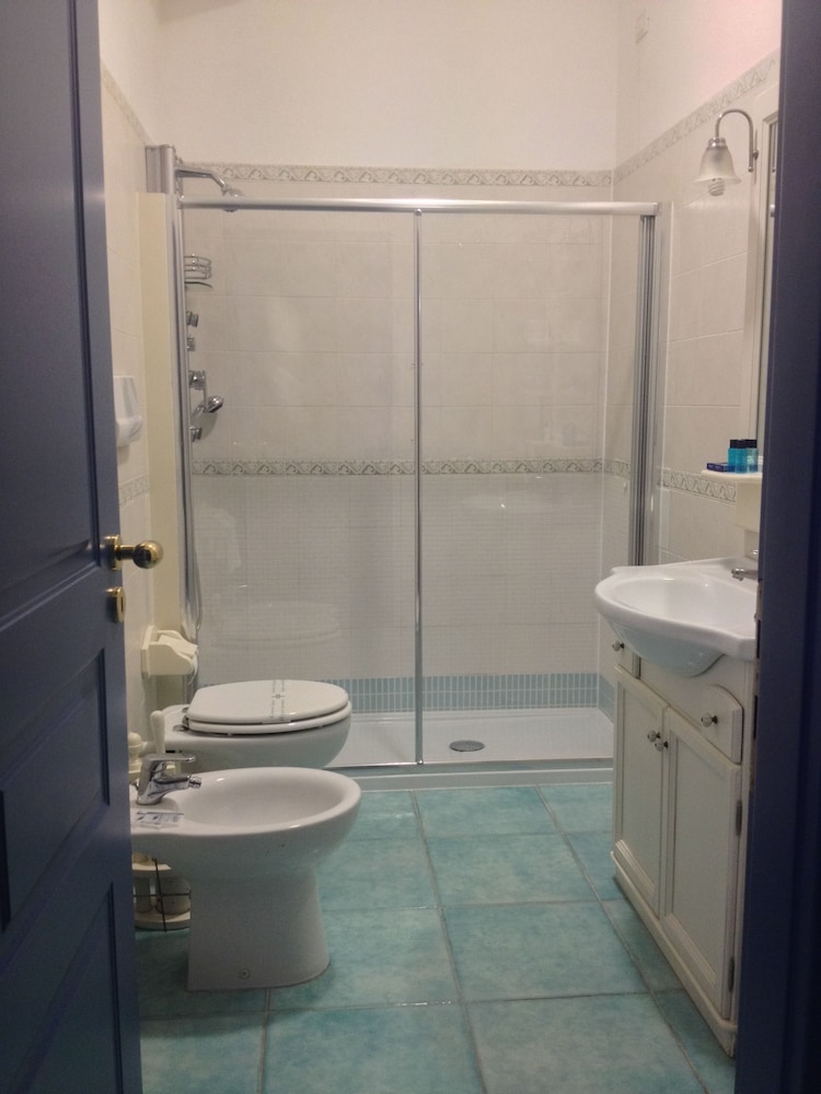 Double Room, Sea View - Photo 22