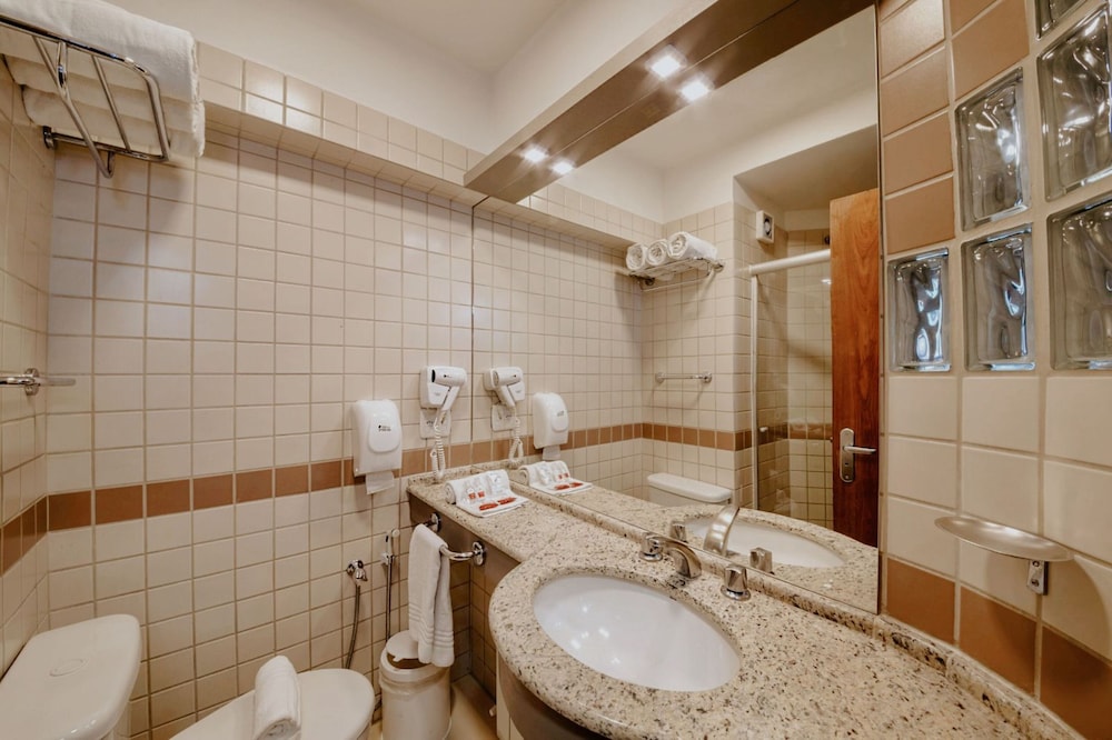 Basic Quadruple Room - Photo 2