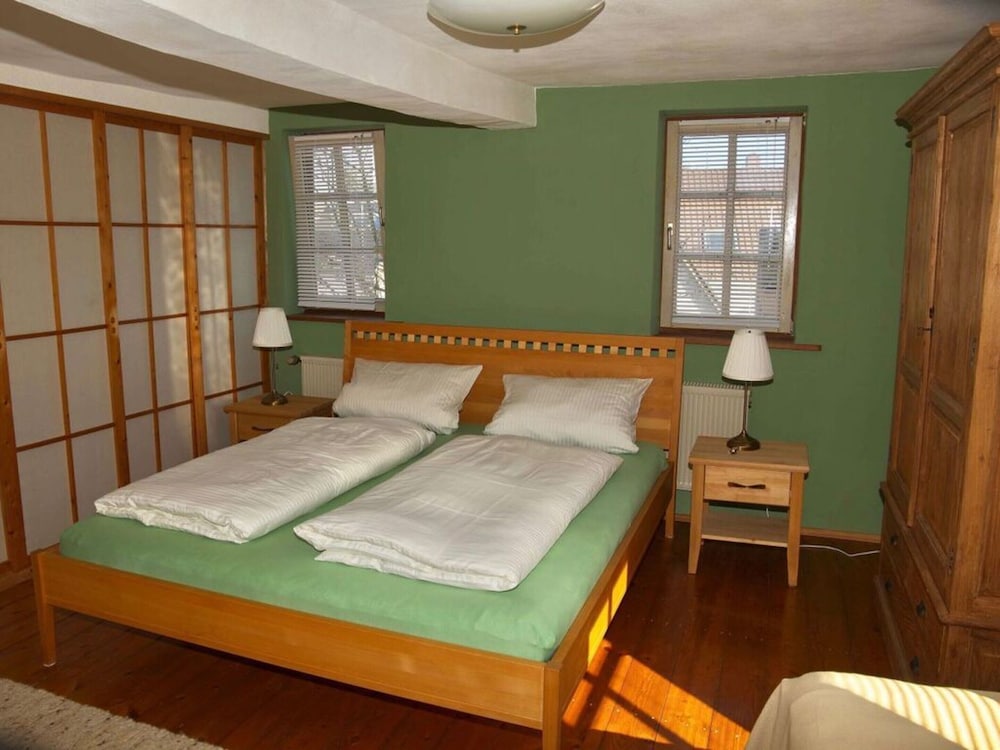 Apartment photo 2
