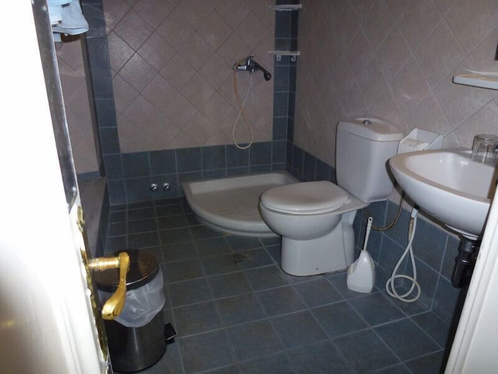 Deluxe Twin Room - Photo 5