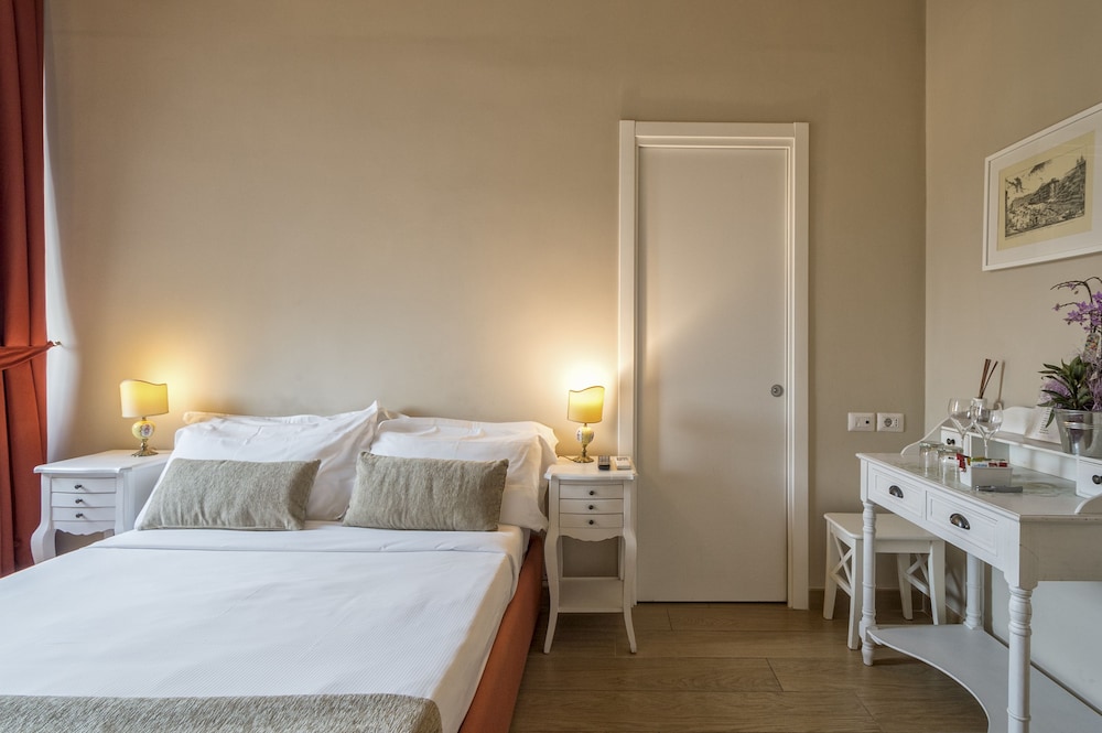Classic Double Room photo 2