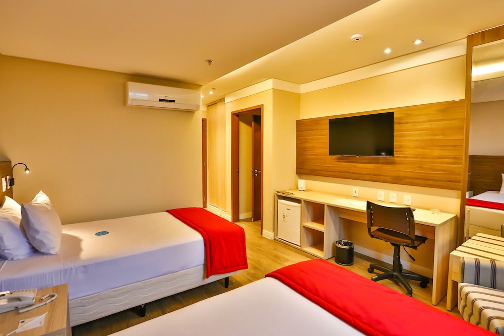 Superior Twin Room photo 1
