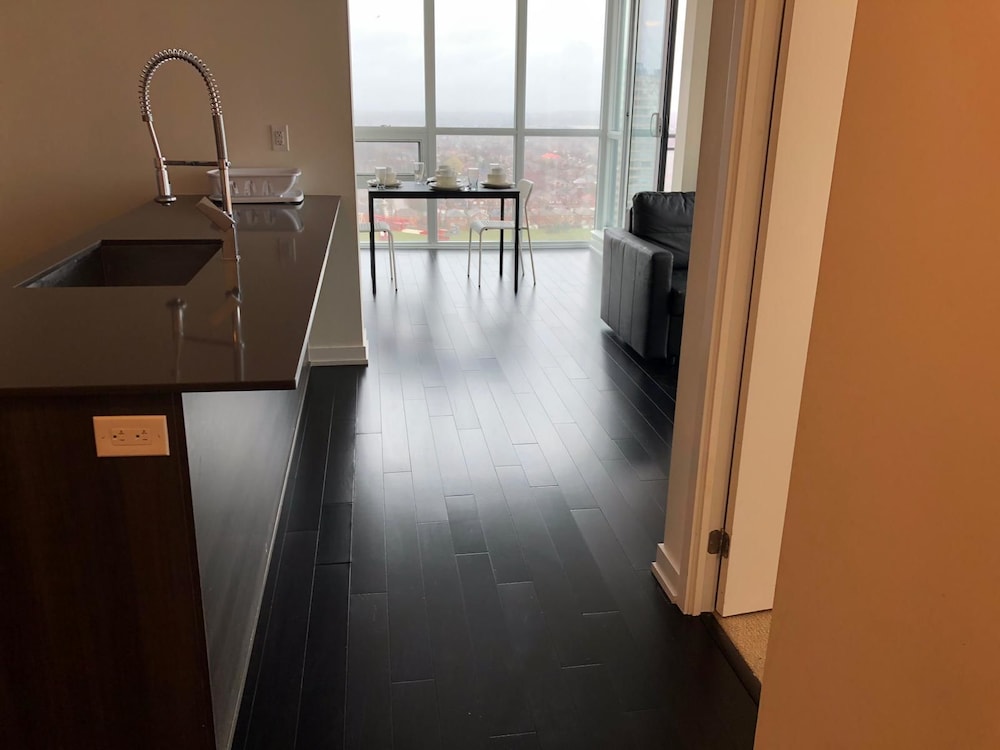 Deluxe Corner Suite - By Elite Suites, Billede 16