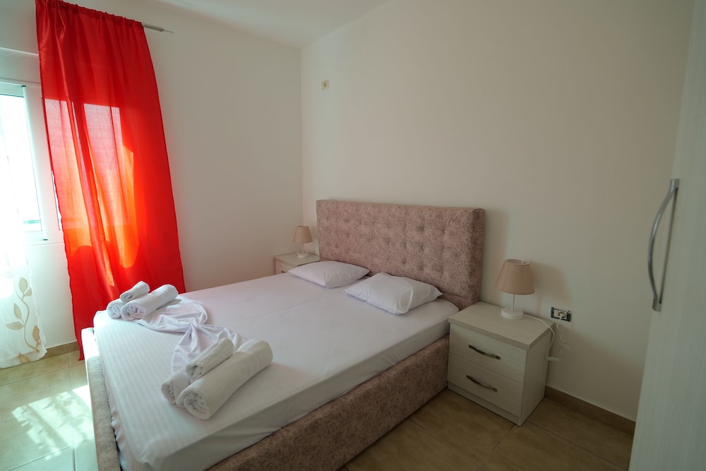 Apartment, 1 Bedroom, Smoking, Balcony