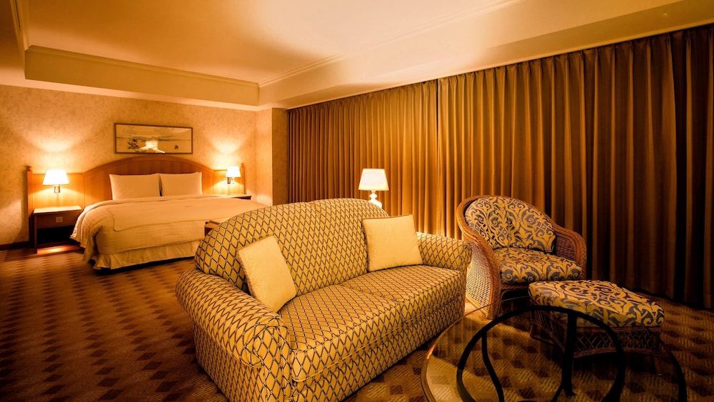 Suite, 1 King Bed (Sea Side) - Photo 1