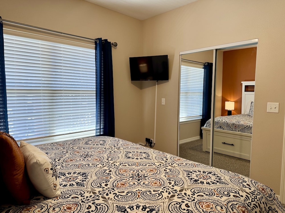 Condo, 3 Bedrooms photo 2