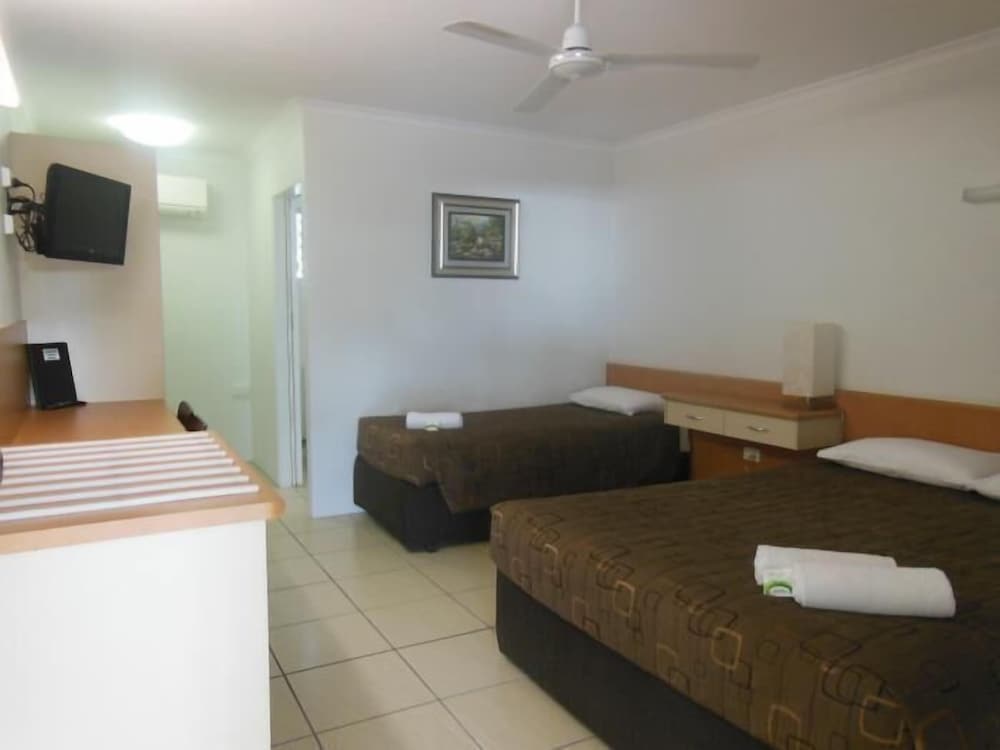 Triple Room, Non Smoking photo 1