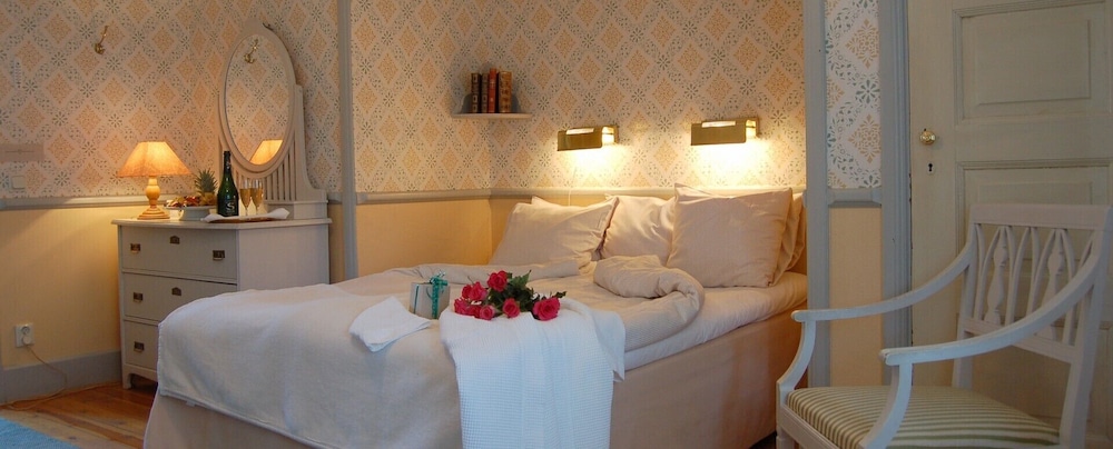King Size Room Linné - Lake View photo 1