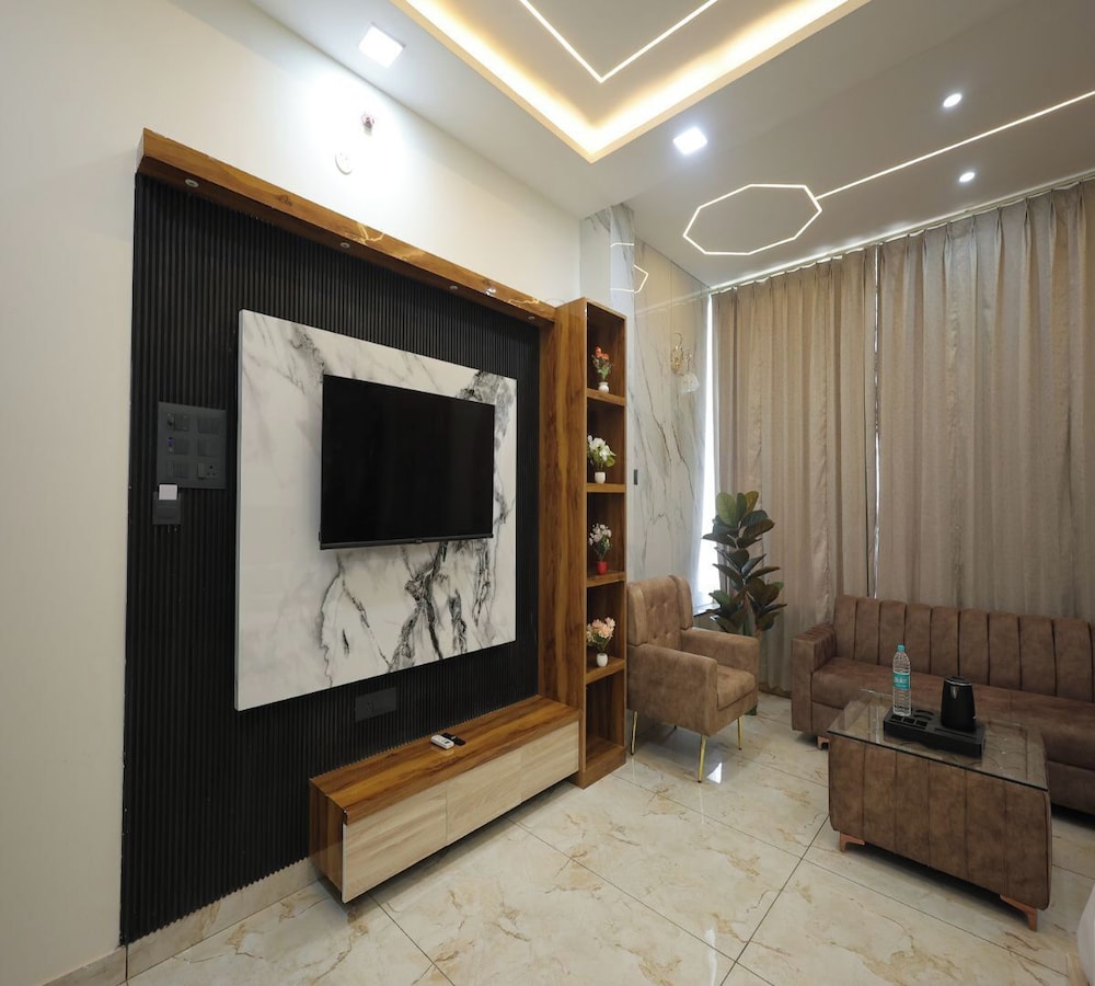 Superior Room, Mountain View