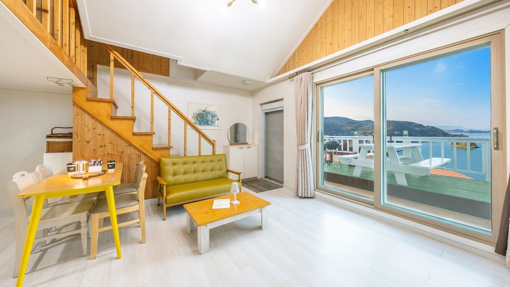 Basic Room, 1 Bedroom (Lime Tree (Ocean View))