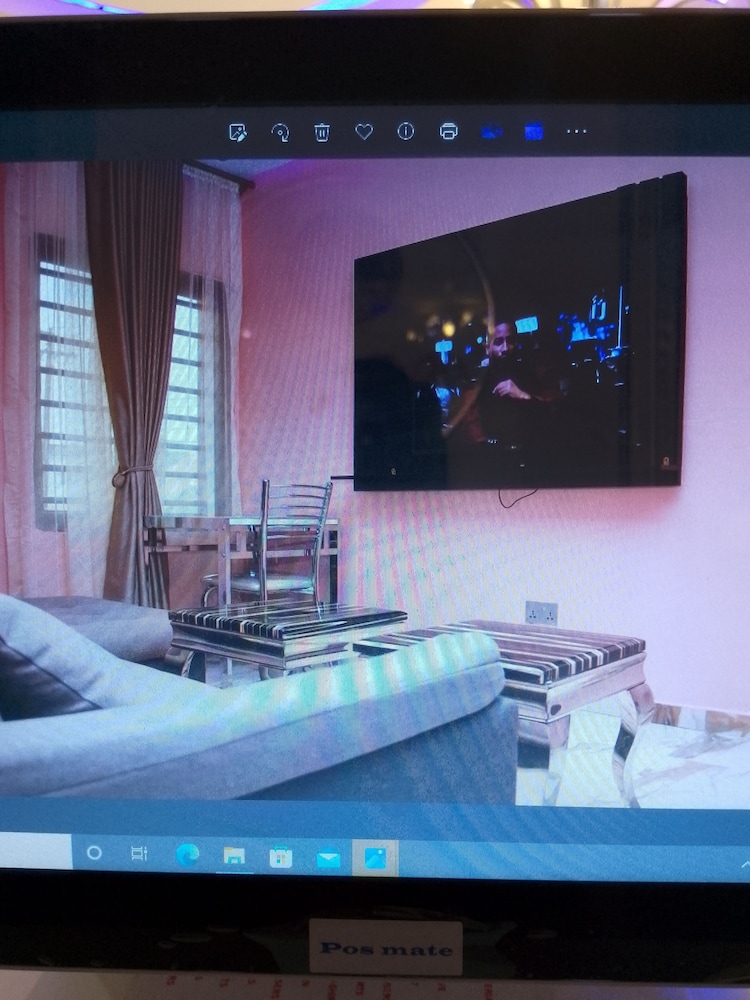 Basic Apartment photo 3