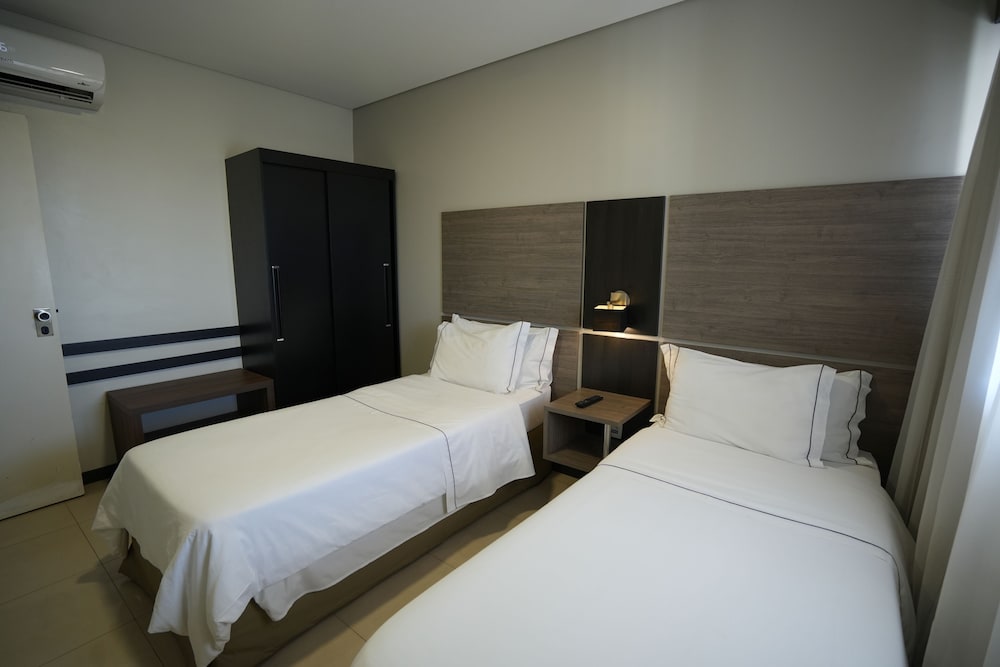 Deluxe Twin Room - Photo 3